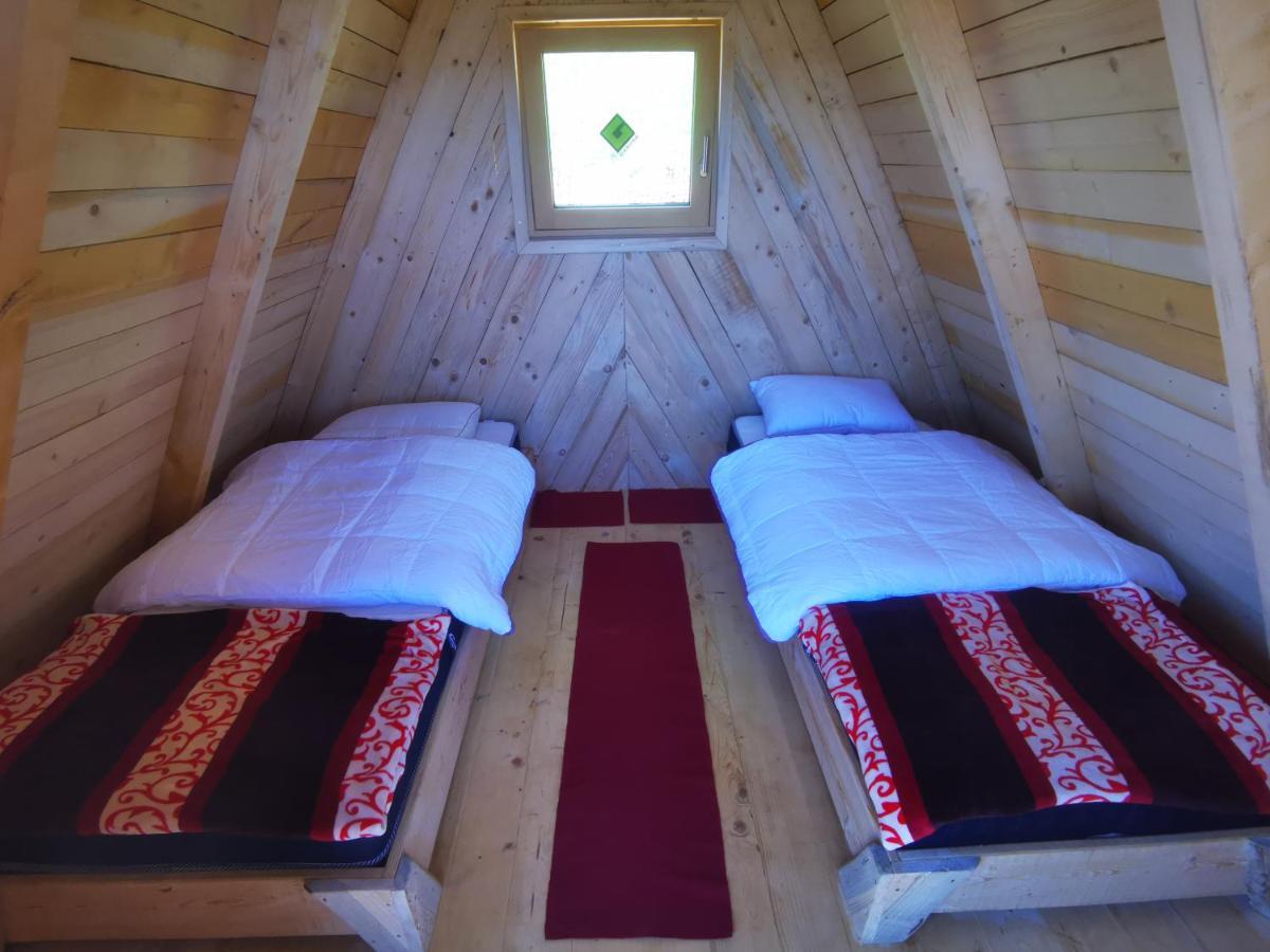 Glamping Mm Hotel Muta Exterior foto