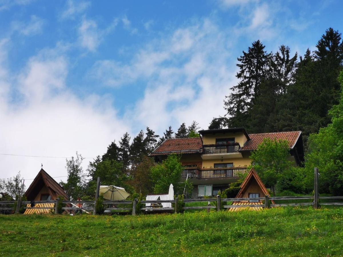 Glamping Mm Hotel Muta Exterior foto