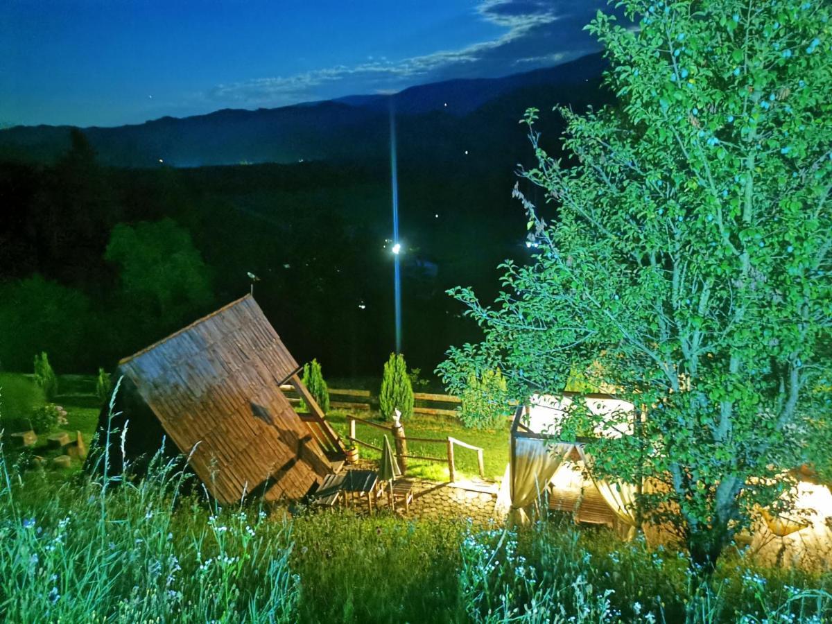 Glamping Mm Hotel Muta Exterior foto