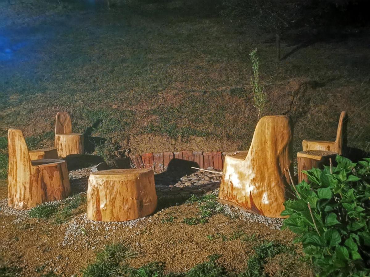 Glamping Mm Hotel Muta Exterior foto