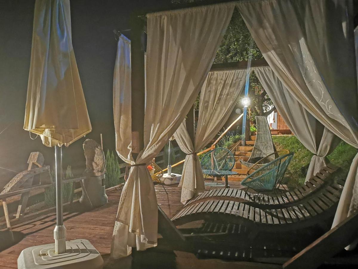 Glamping Mm Hotel Muta Exterior foto